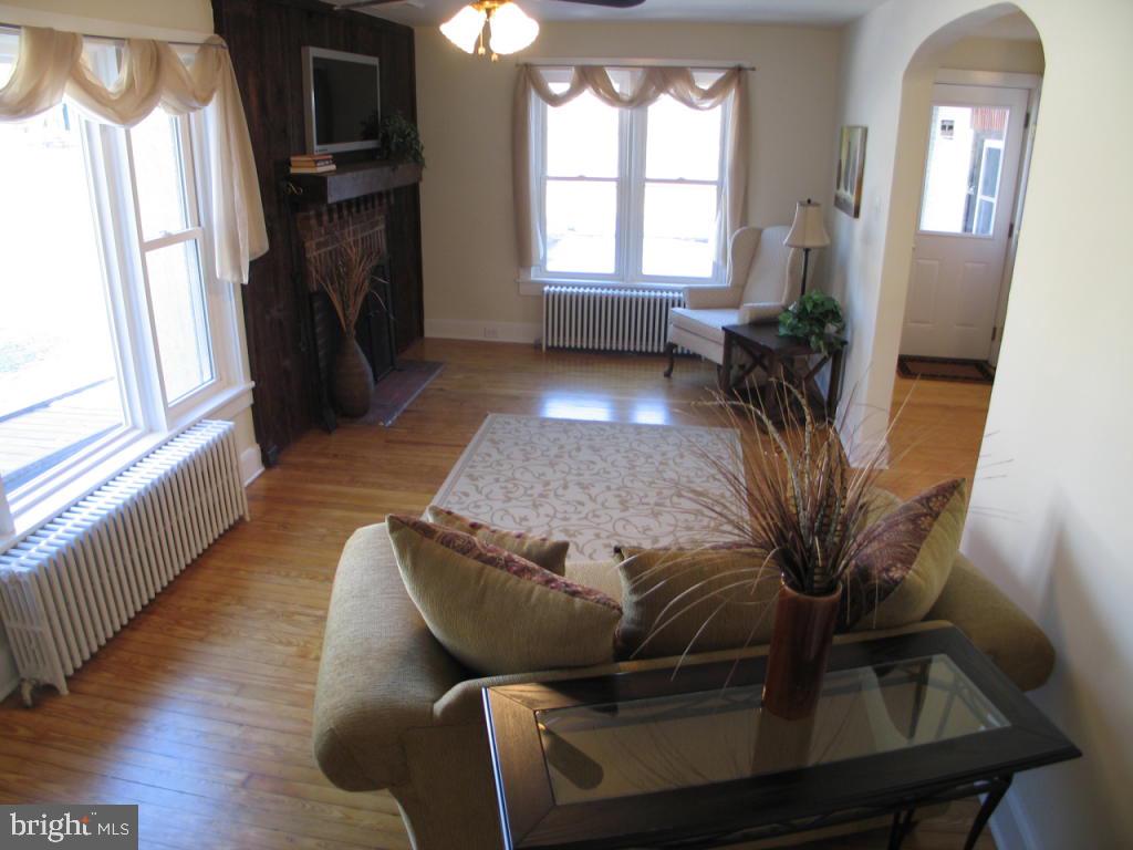 751 Baumgardner Road Lancaster, PA 17603 - Photo 2 of 42 Gallery Image 2
