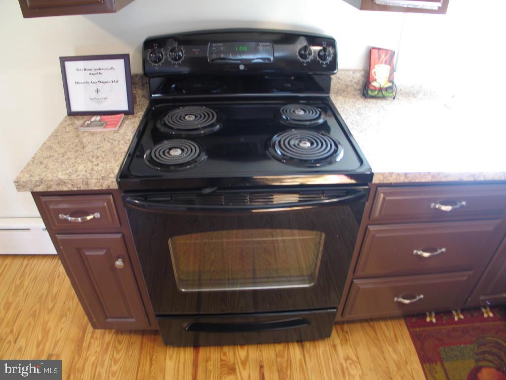 751 Baumgardner Road Lancaster, PA 17603 - Photo 13 of 42 Gallery Image 13