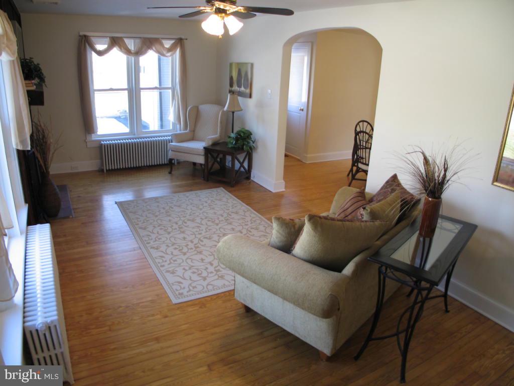 751 Baumgardner Road Lancaster, PA 17603 - Photo 4 of 42 Gallery Image 4