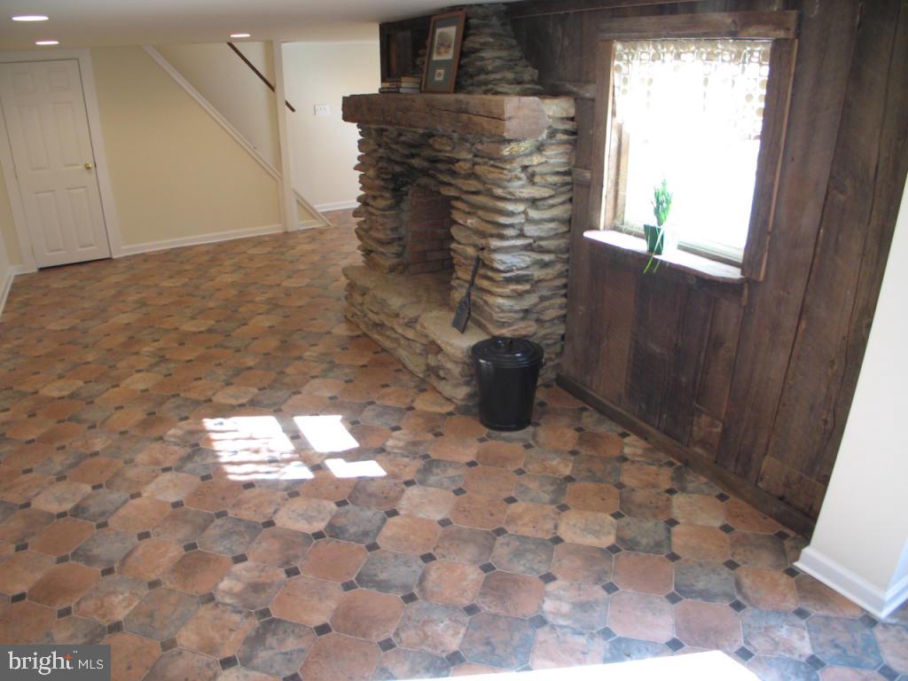 751 Baumgardner Road Lancaster, PA 17603 - Photo 37 of 42 Gallery Image 37