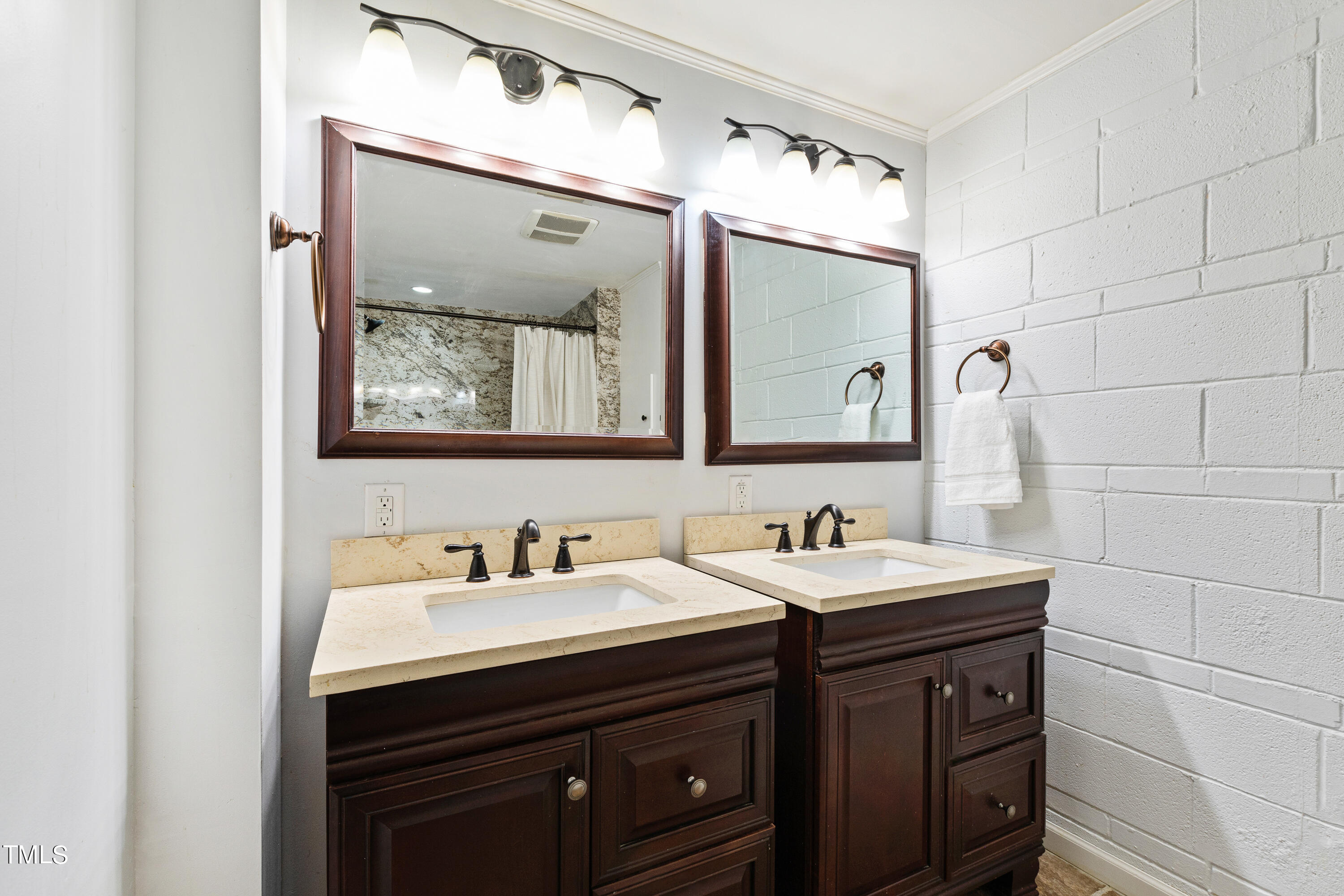 1206 Canterbury Road Raleigh, NC 27608 - Photo 27 of 37 BAthroom 6
