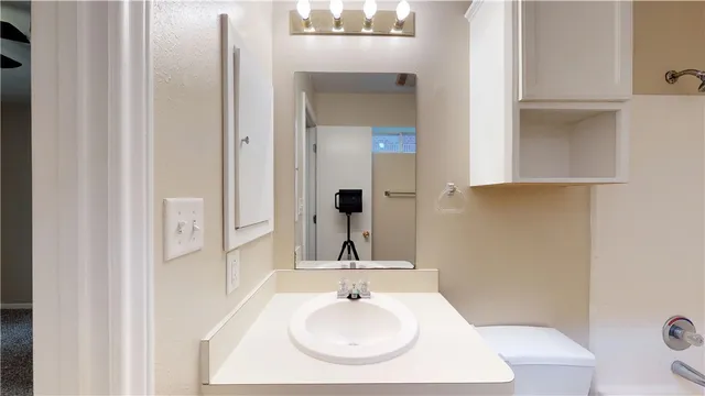 $1,100 | 1511 Hollow Hill Drive, Unit A, Bryan, TX 77802