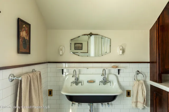 $589,000 | 110 Clinton Avenue, Kingston, NY 12401