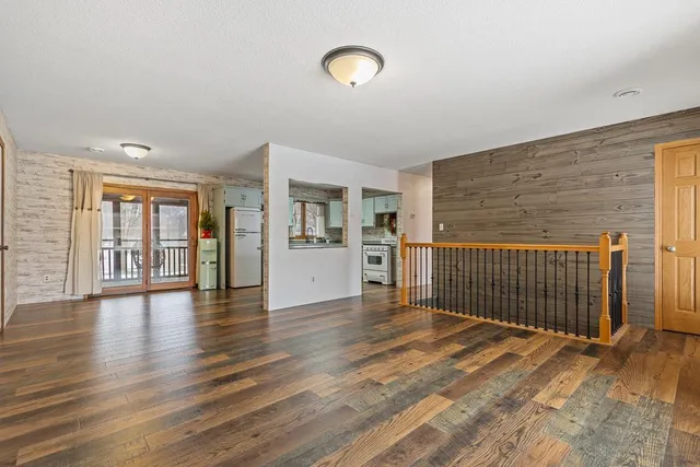 $285,000 | 1104 Cheryl Avenue, Marshall, MN 56258