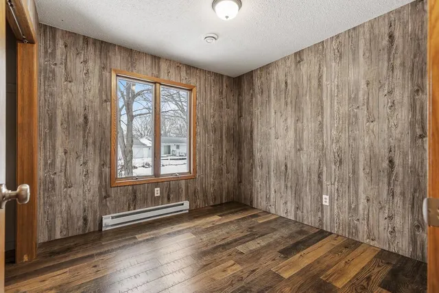 $275,000 | 1104 Cheryl Avenue, Marshall, MN 56258