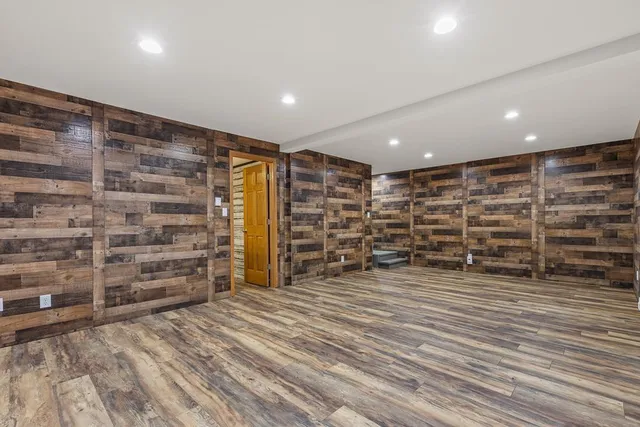 $285,000 | 1104 Cheryl Avenue, Marshall, MN 56258