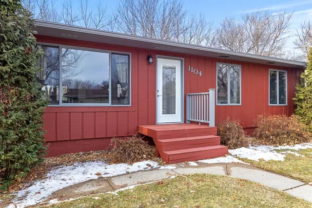 $285,000 | 1104 Cheryl Avenue, Marshall, MN 56258