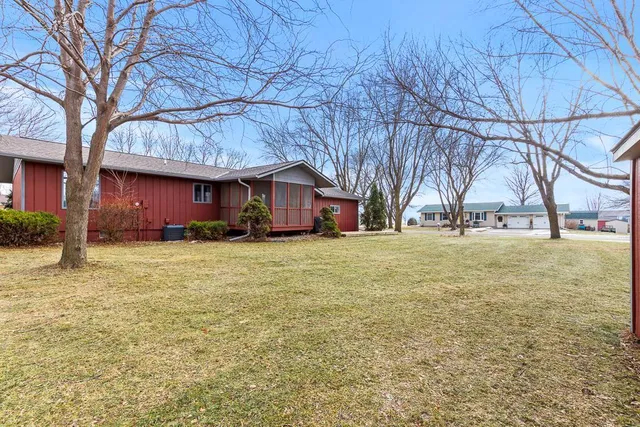 $285,000 | 1104 Cheryl Avenue, Marshall, MN 56258