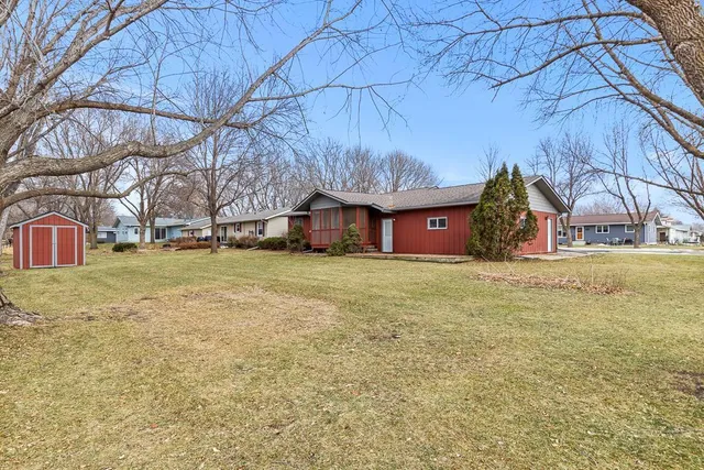 $275,000 | 1104 Cheryl Avenue, Marshall, MN 56258