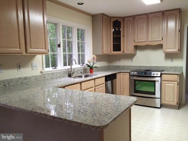 17610 Backbone Road Parkton, MD 21120 - Photo 12 of 30 New granite counters