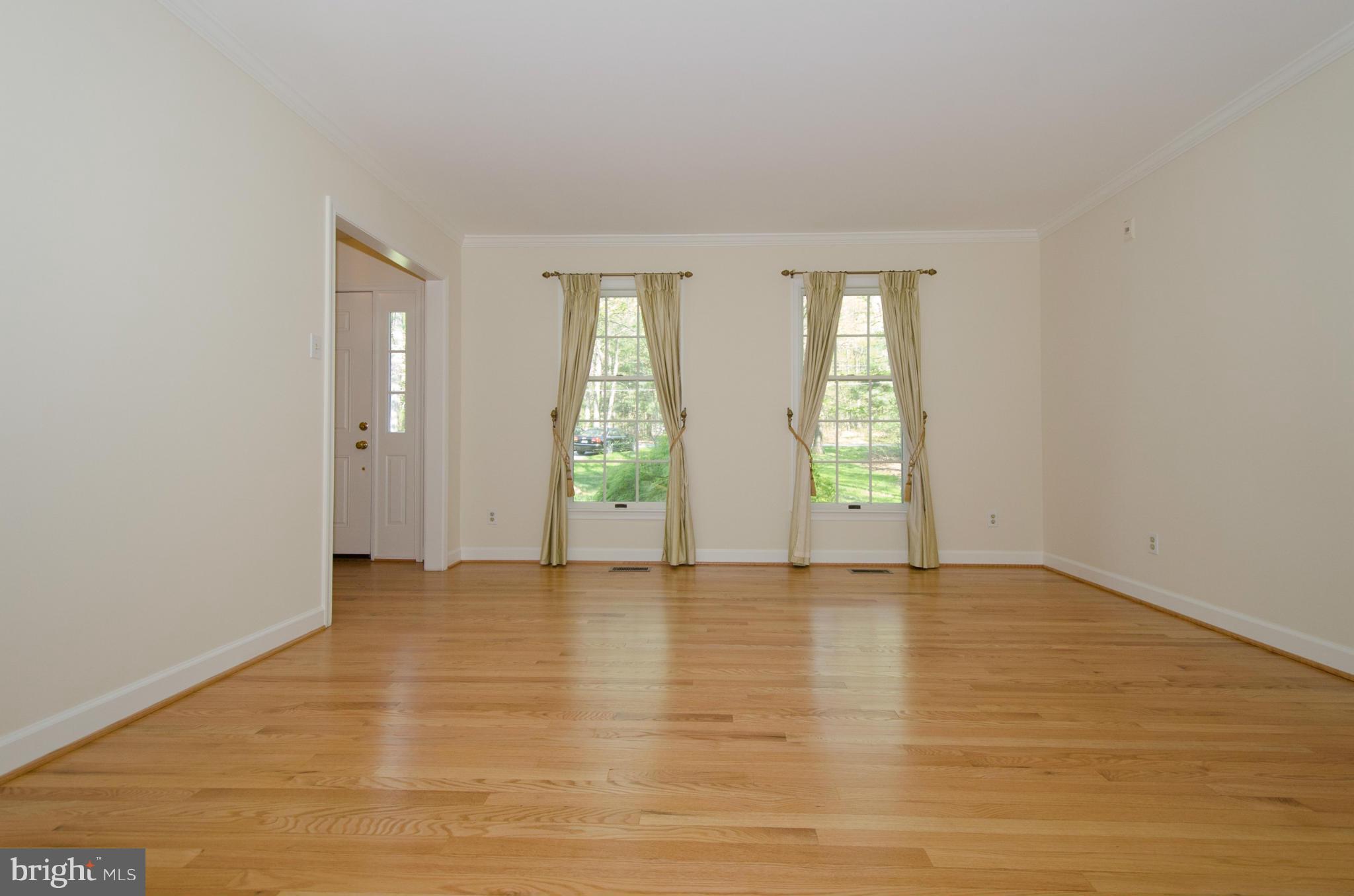 Living Room w/refinished floor