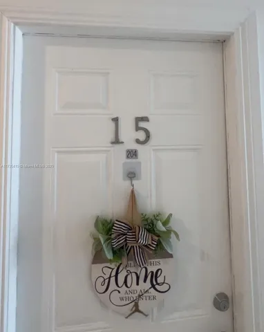 $2,200 | 1526 Pennsylvania Avenue, Unit 15, Miami Beach, FL 33139