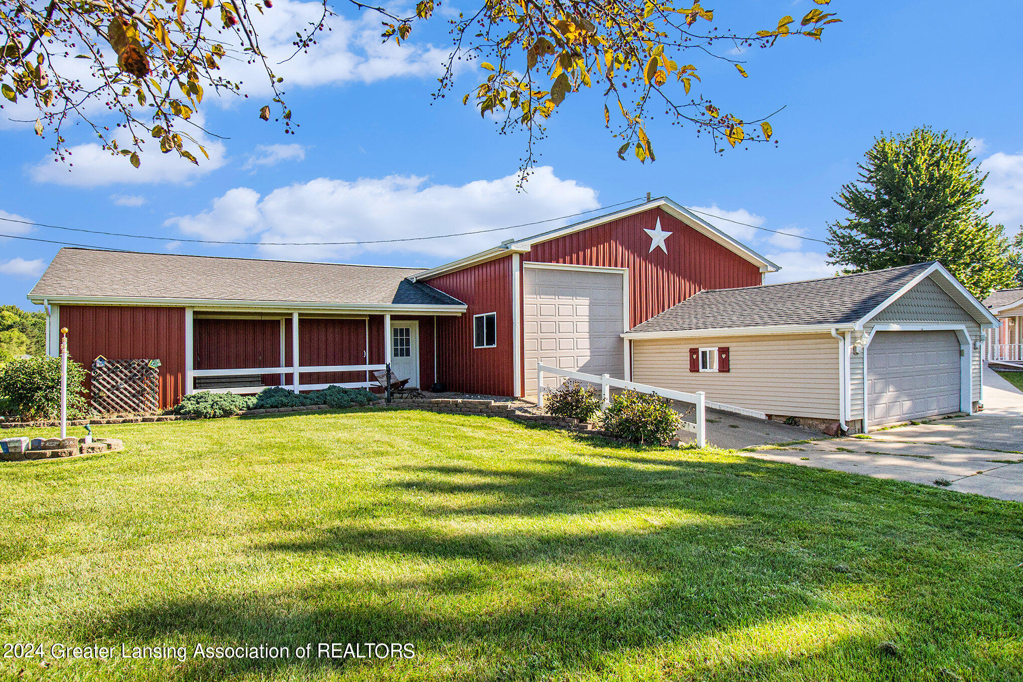 9105 East Walker Road Ovid, MI 48866 - Photo 2 of 17 img_2139