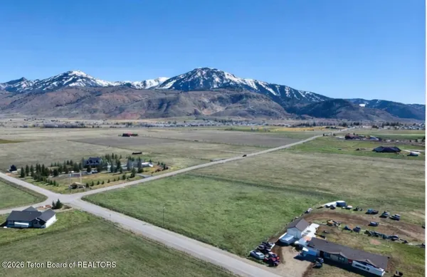 $199,900 | 148 County Road 148, Smoot, WY 83126