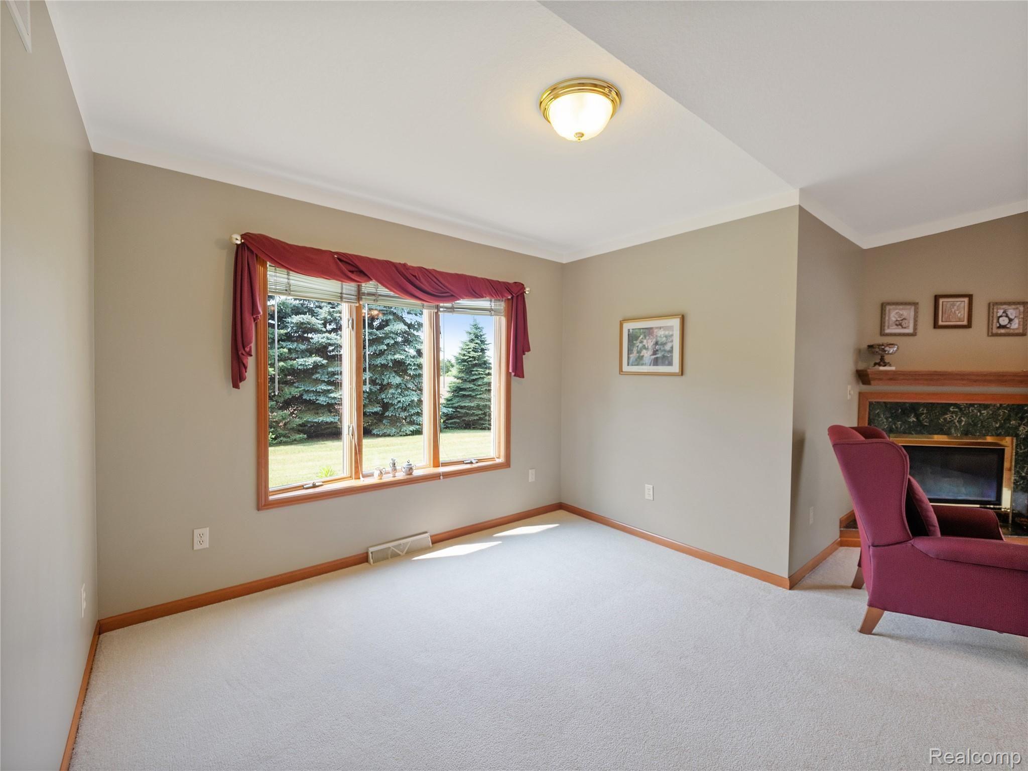9987 Steffas Road Maybee, MI 48159 - Photo 22 of 47 Dining area