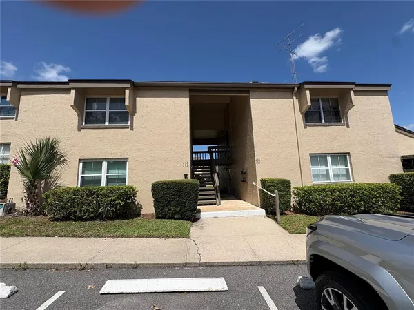 $135,000 | 436 Windmeadows Street, Unit 436, Altamonte Springs, FL 32701