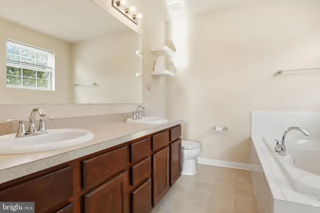 $239,900 | 2164 Golden Eagle Drive, York, PA 17408