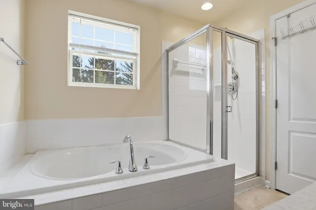 $239,900 | 2164 Golden Eagle Drive, York, PA 17408