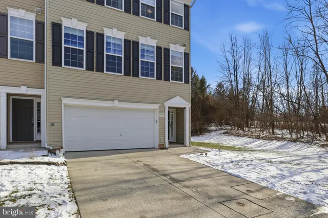 $239,900 | 2164 Golden Eagle Drive, York, PA 17408