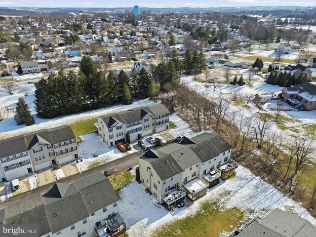 $239,900 | 2164 Golden Eagle Drive, York, PA 17408