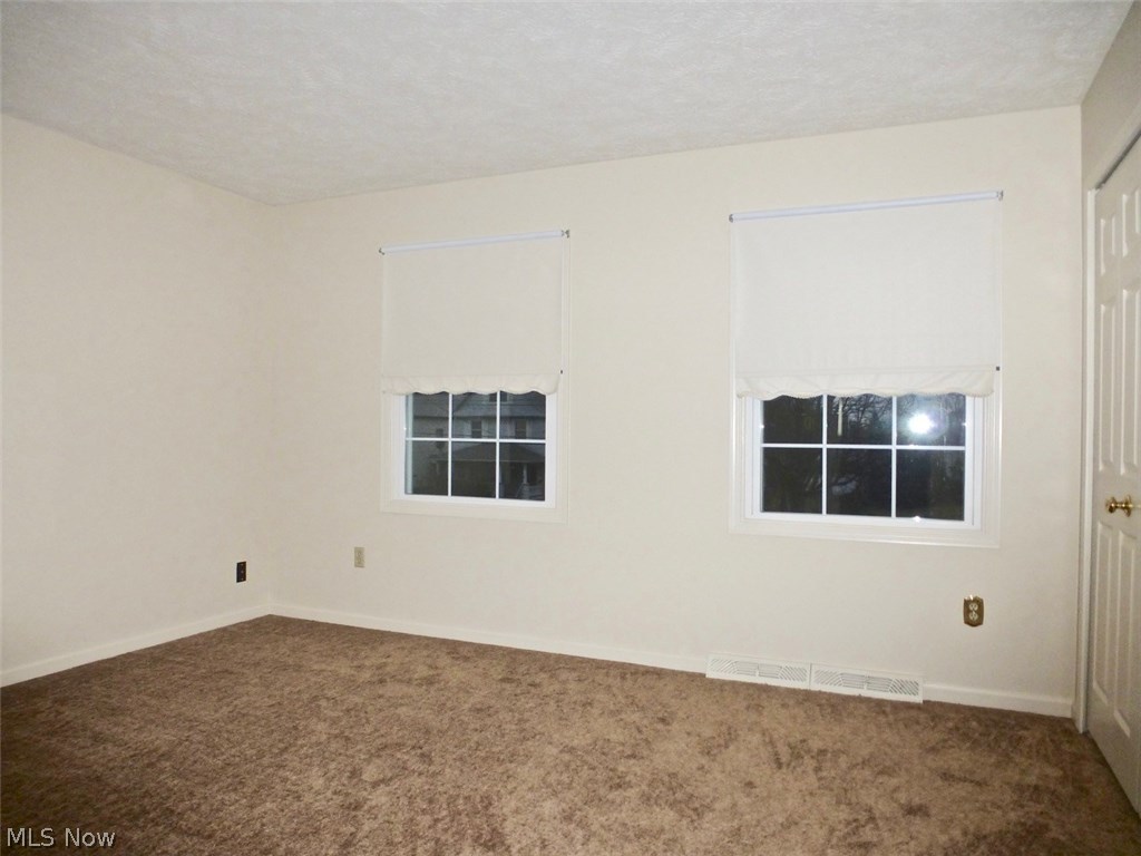 4394 Sexton Road Cleveland, OH 44105 - Photo 15 of 24 Second bedroom