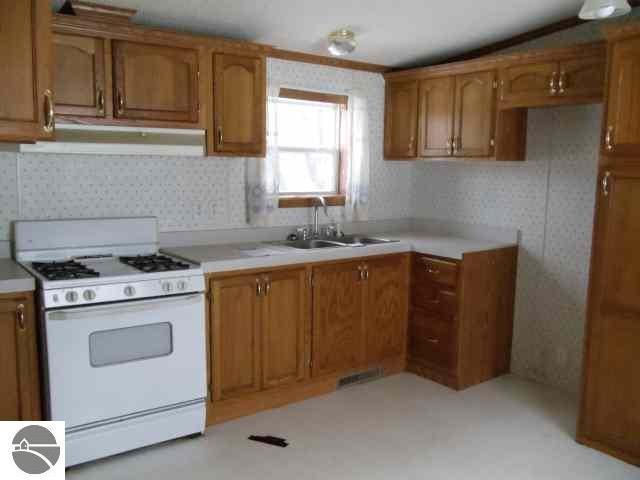 7451 North Alexander Road Free Soil, MI 49411 - Photo 13 of 19 1722898-12.JPG