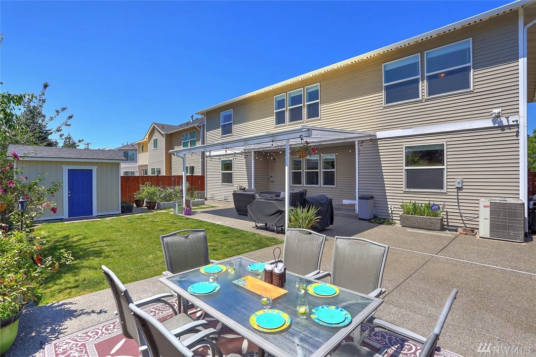 16927 Southeast 183rd Place Renton, WA 98058 - Photo 24 of 31 Gallery Image 24