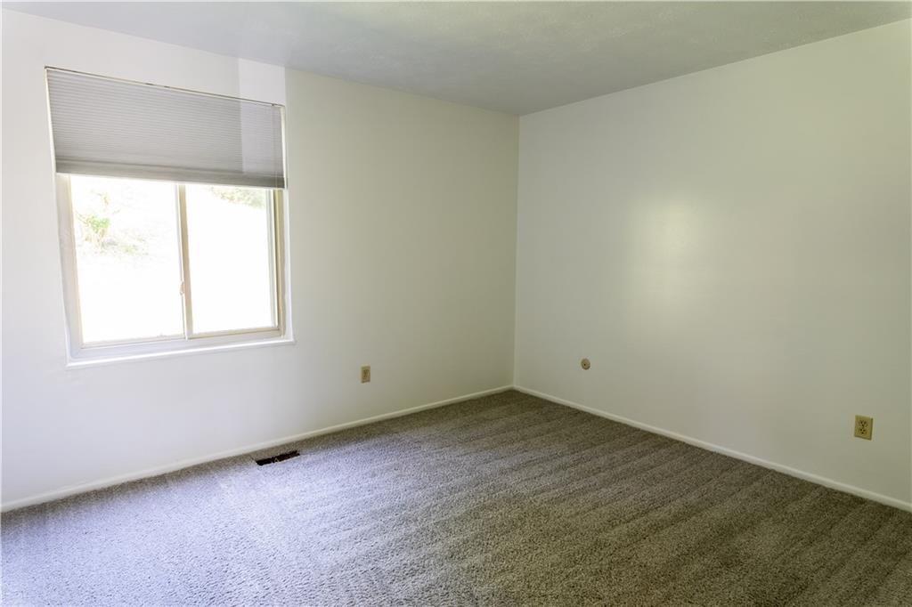 124 Fox Run Road Cranberry Township, PA 16066 - Photo 12 of 25 Gallery Image 12