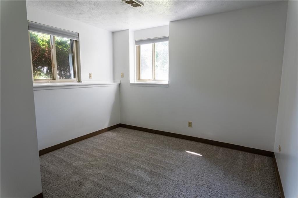 124 Fox Run Road Cranberry Township, PA 16066 - Photo 17 of 25 Gallery Image 17