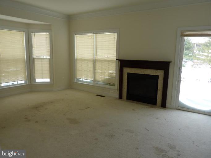 3338 Castle Ridge Circle, Unit 7 Silver Spring, MD 20904 - Photo 5 of 19 Living Room