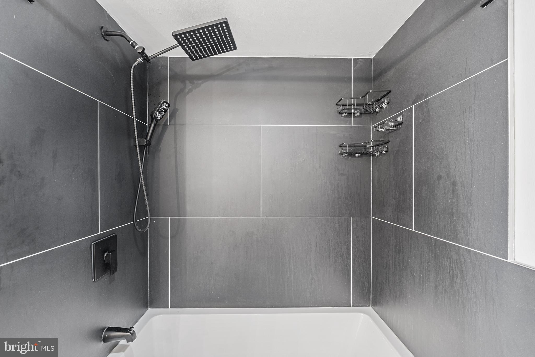 428 North 13th Street, Unit 6D Philadelphia, PA 19123 - Photo 17 of 26