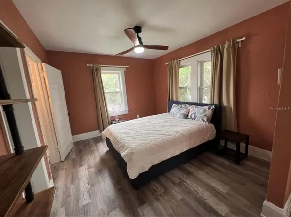 $1,250 | 115 West Plymouth Street, Unit B, Tampa, FL 33603