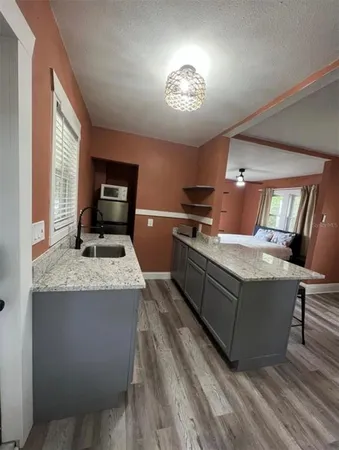 $1,250 | 115 West Plymouth Street, Unit B, Tampa, FL 33603