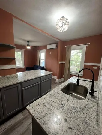 $1,250 | 115 West Plymouth Street, Unit B, Tampa, FL 33603