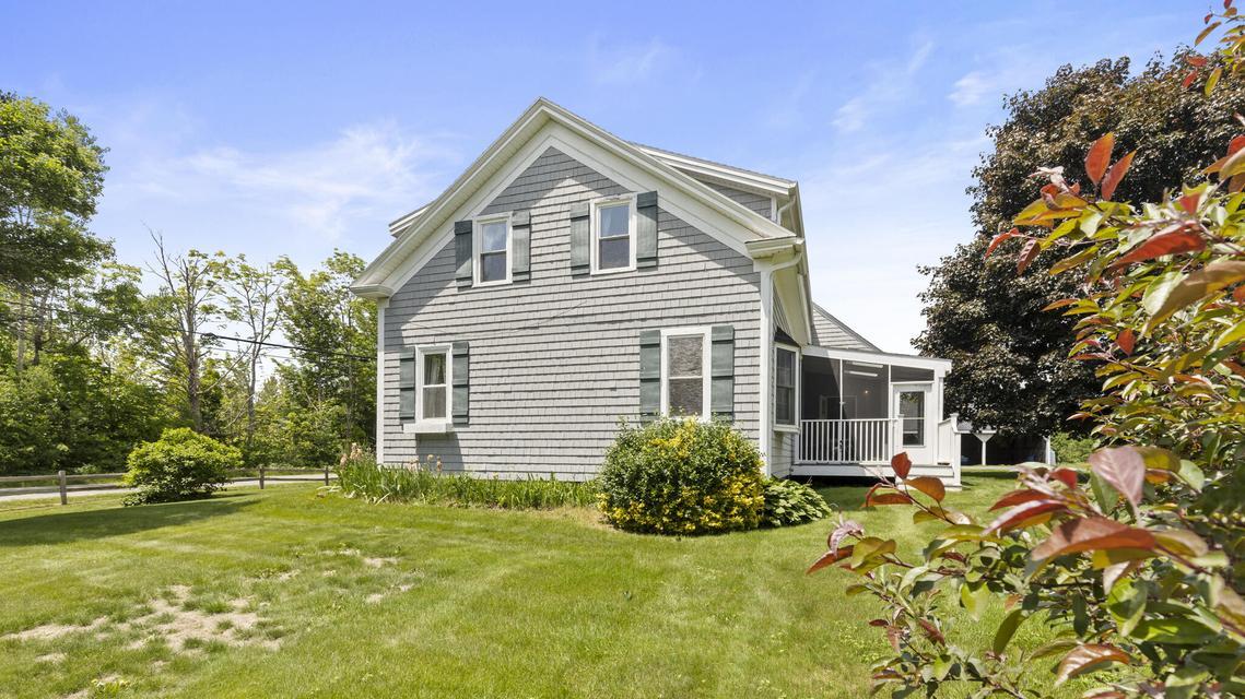 3935 Union Street Levant, ME 04456 - Photo 5 of 44 20250619142856250942000000-o