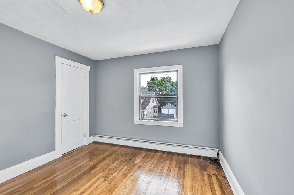 34 Parkside Street Springfield, MA 01104 - Photo 14 of 39 Gallery Image 14
