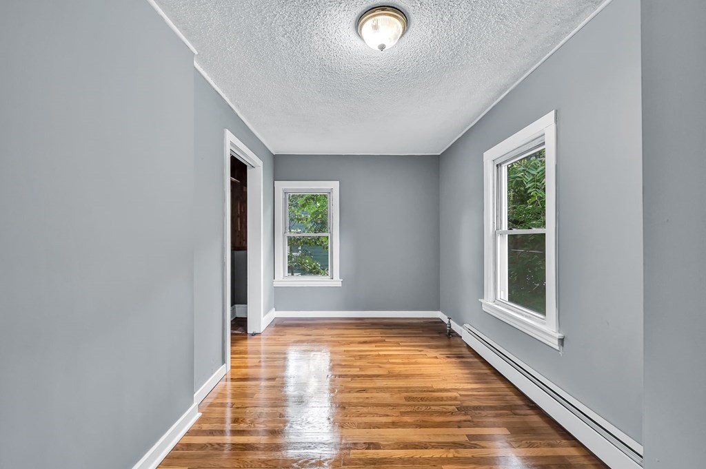 34 Parkside Street Springfield, MA 01104 - Photo 20 of 39 Gallery Image 20