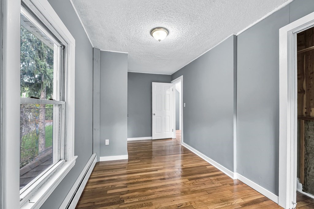 34 Parkside Street Springfield, MA 01104 - Photo 21 of 39 Gallery Image 21