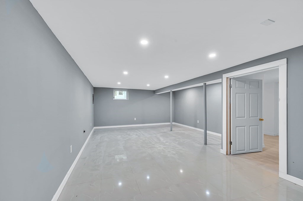 34 Parkside Street Springfield, MA 01104 - Photo 26 of 39 Gallery Image 26