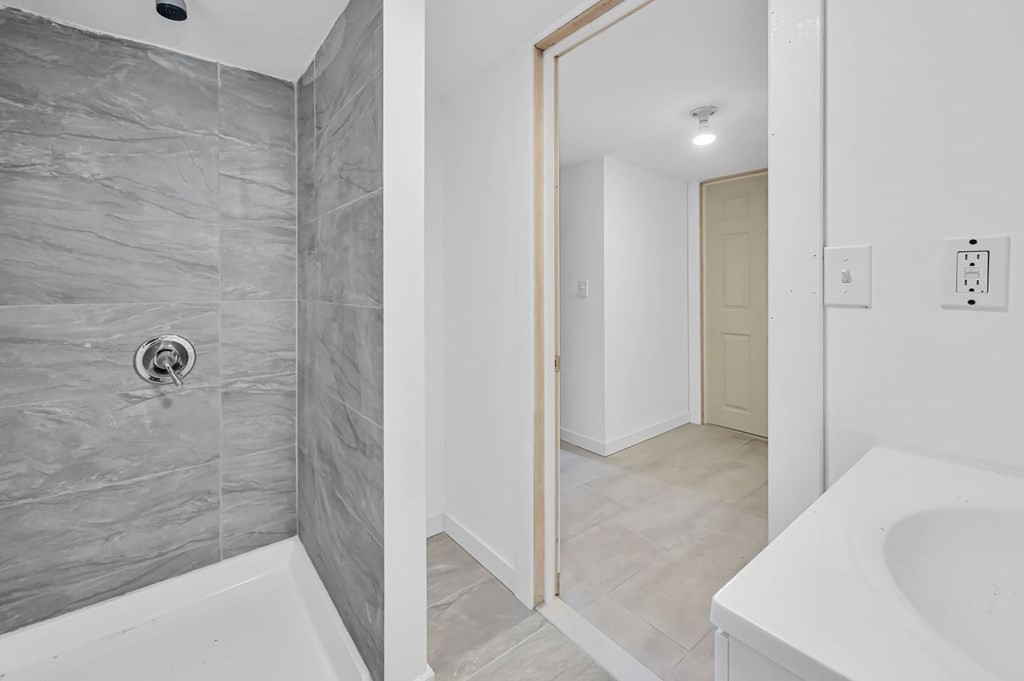 34 Parkside Street Springfield, MA 01104 - Photo 29 of 39 Gallery Image 29