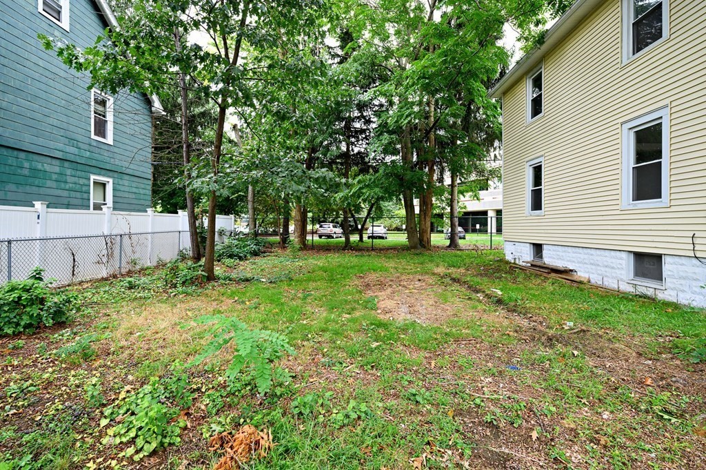 34 Parkside Street Springfield, MA 01104 - Photo 38 of 39 Gallery Image 38