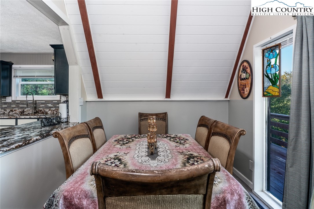 209 Apache Street Newland, NC 28657 - Photo 19 of 42 a view of livingroom with furniture