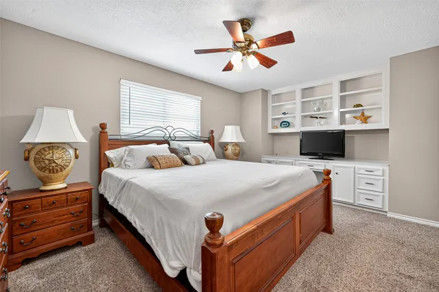 $519,900 | 5911 Springton Lane, Spring, TX 77379