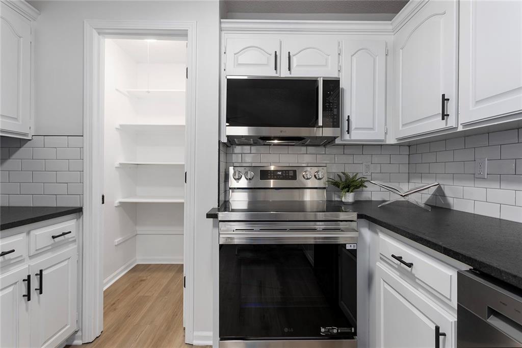 302 South Franklin Street Spring Hill, KS 66083 - Photo 11 of 27