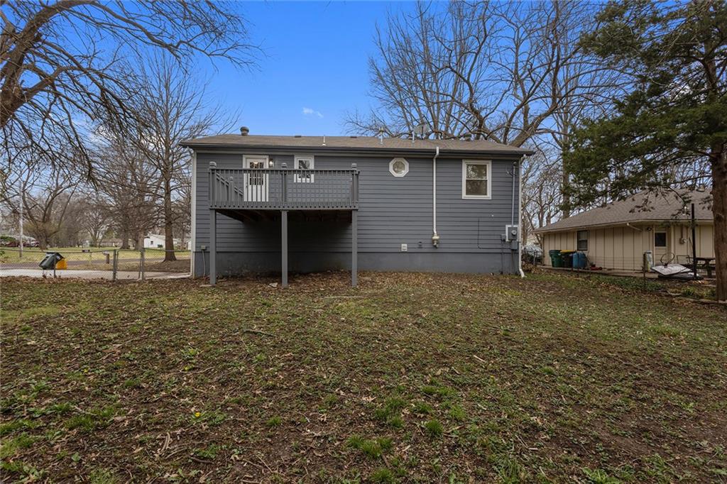 302 South Franklin Street Spring Hill, KS 66083 - Photo 26 of 27