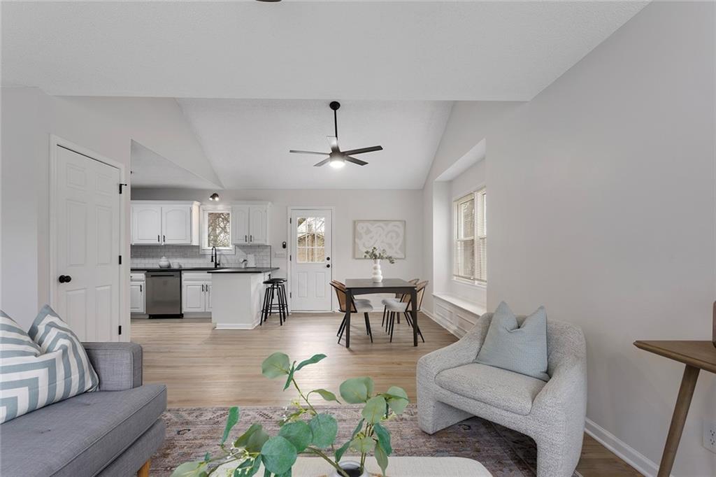 302 South Franklin Street Spring Hill, KS 66083 - Photo 5 of 27