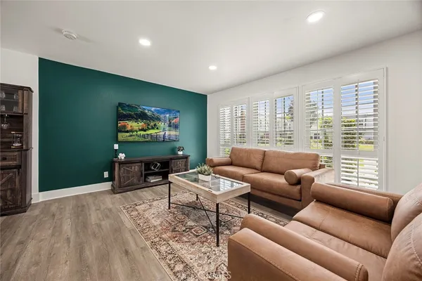 $649,000 | 1973 West Greenleaf Avenue, Unit H, Anaheim, CA 92801