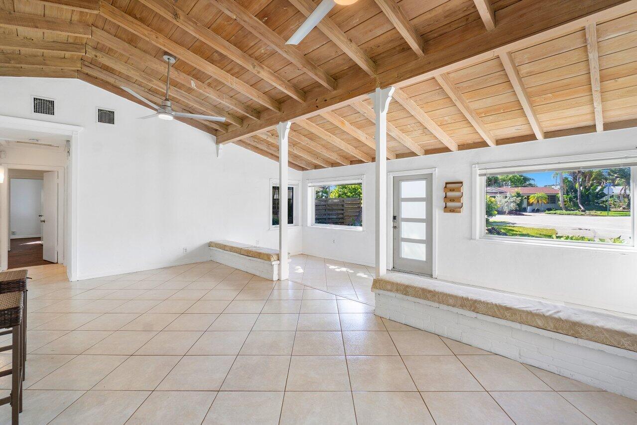 139 Prospect Road Lantana, FL 33462 - Photo 8 of 38 007-139ProspectRoad-Lantana-FL-33462-SMA