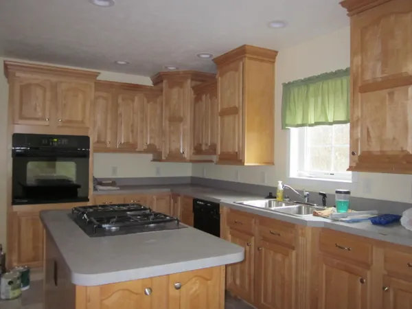 $399,000 | 25261 44th Avenue, Mattawan, MI 49071