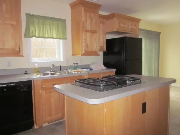 $399,000 | 25261 44th Avenue, Mattawan, MI 49071